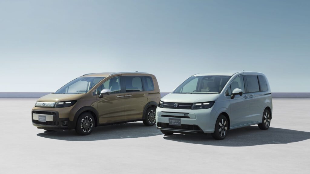 新型フリードのテールランプ、ダサいと言われる理由