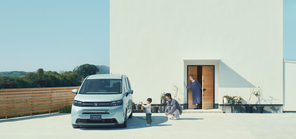 新型 フリード ドリンクホルダー GT系 改善策